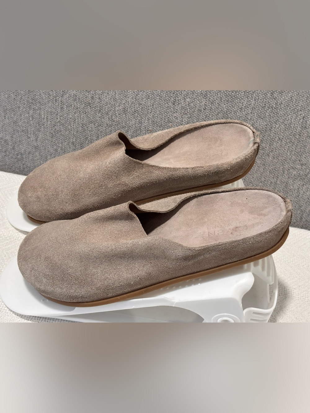 🩵🌷Talbots SUEDE CLOGS - Picture 4 of 10